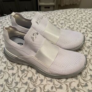 APL TechLoom Bliss Running Shoes